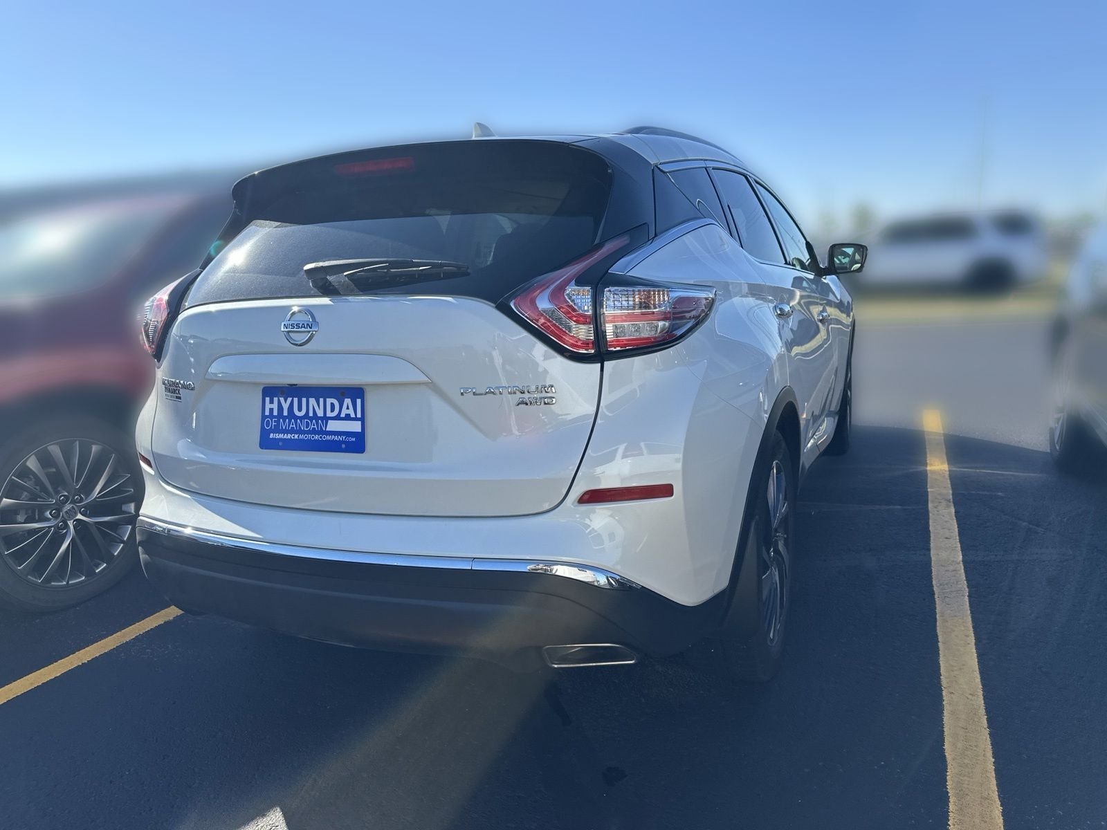 Used 2017 White Nissan Platinum image 3