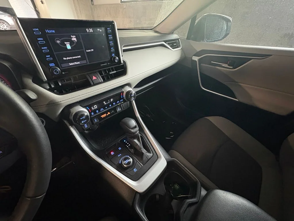 Used 2021 Silver Sky Metallic Toyota XLE image 26