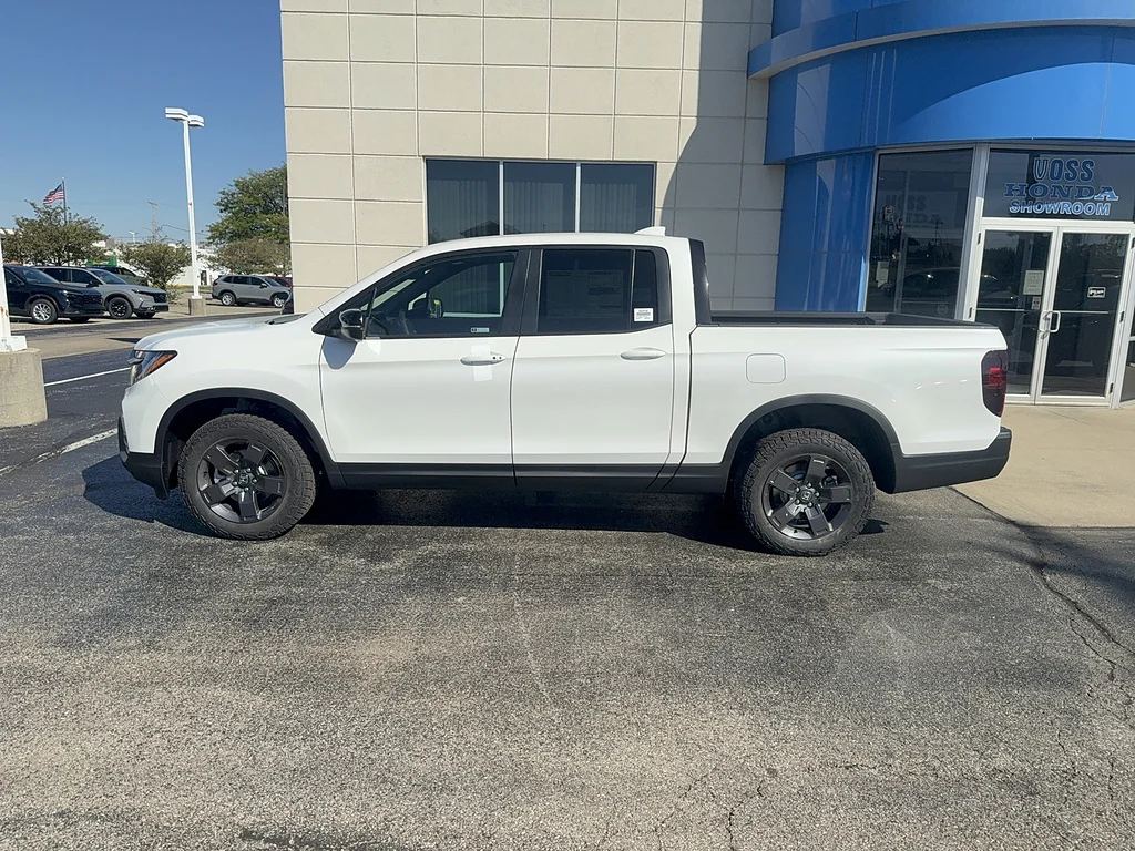 2026 Honda Ridgeline TrailSport, photo 8 of 12