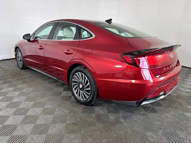 Certified Used 2023 Red Hyundai SEL image 6