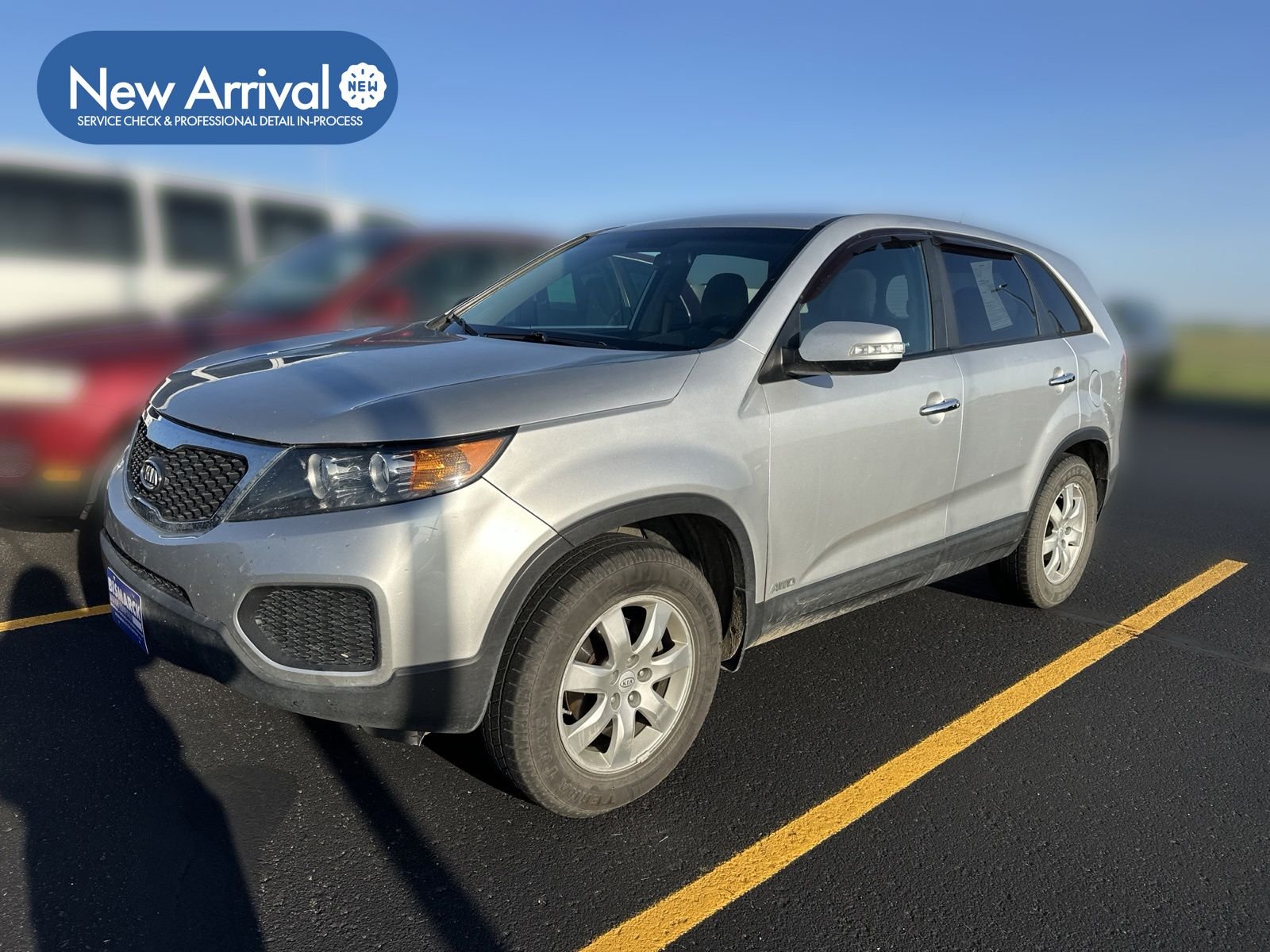 Used 2011 Silver Kia LX image 1