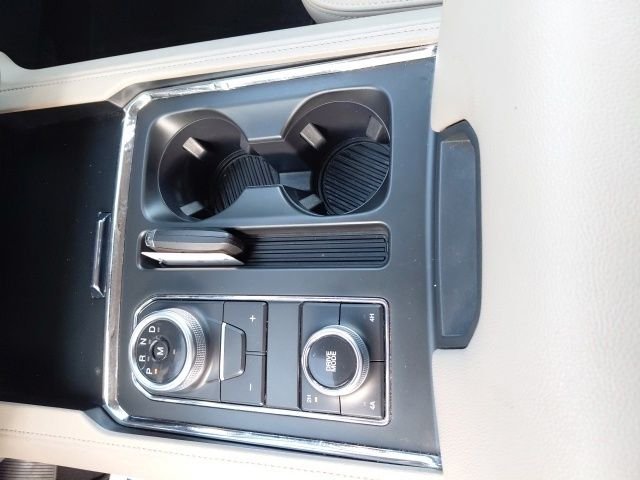 Used 2024 Blue Ford XLT image 24