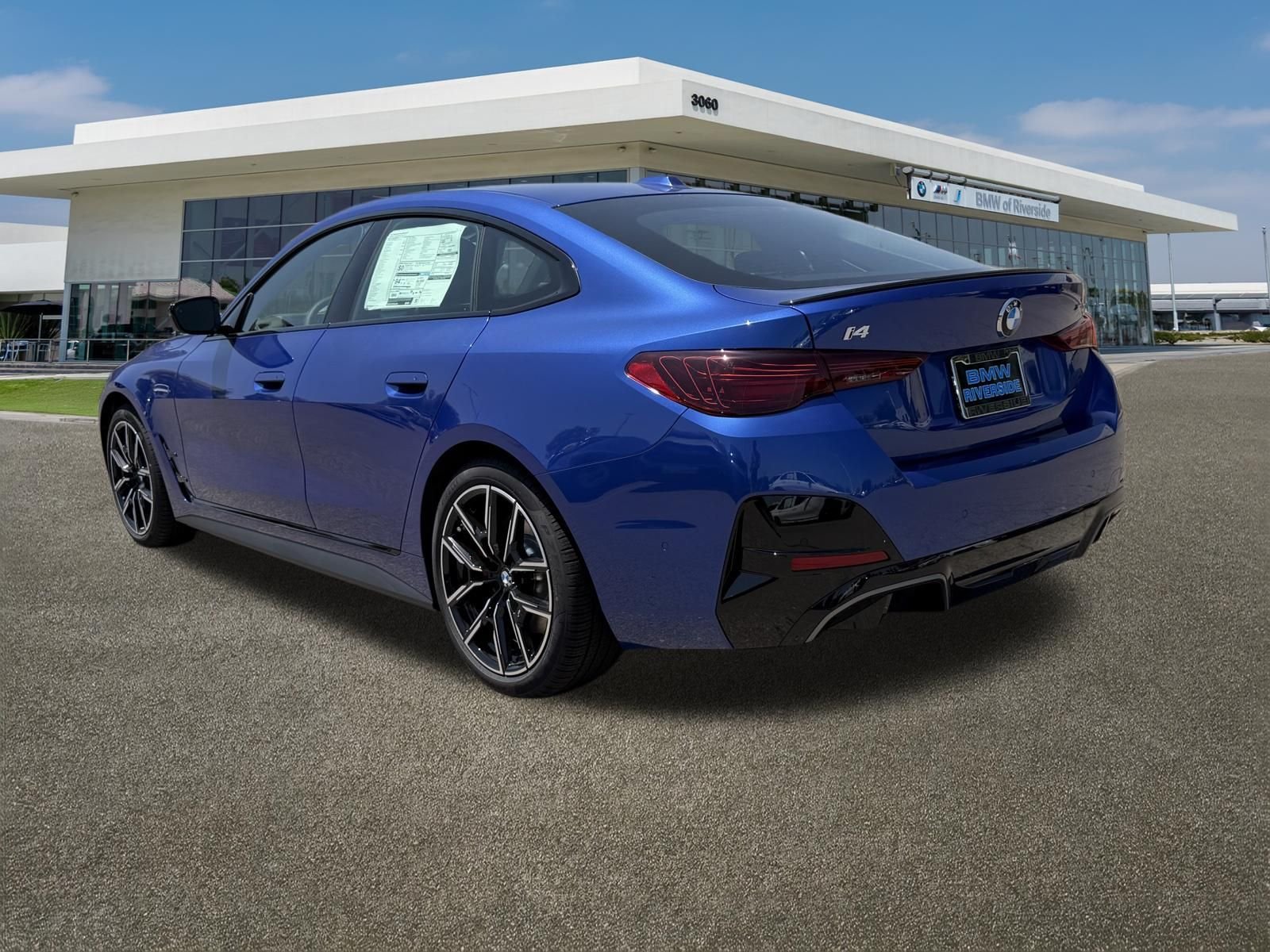 New 2026 Portimao Blue Metallic BMW xDrive40 image 7