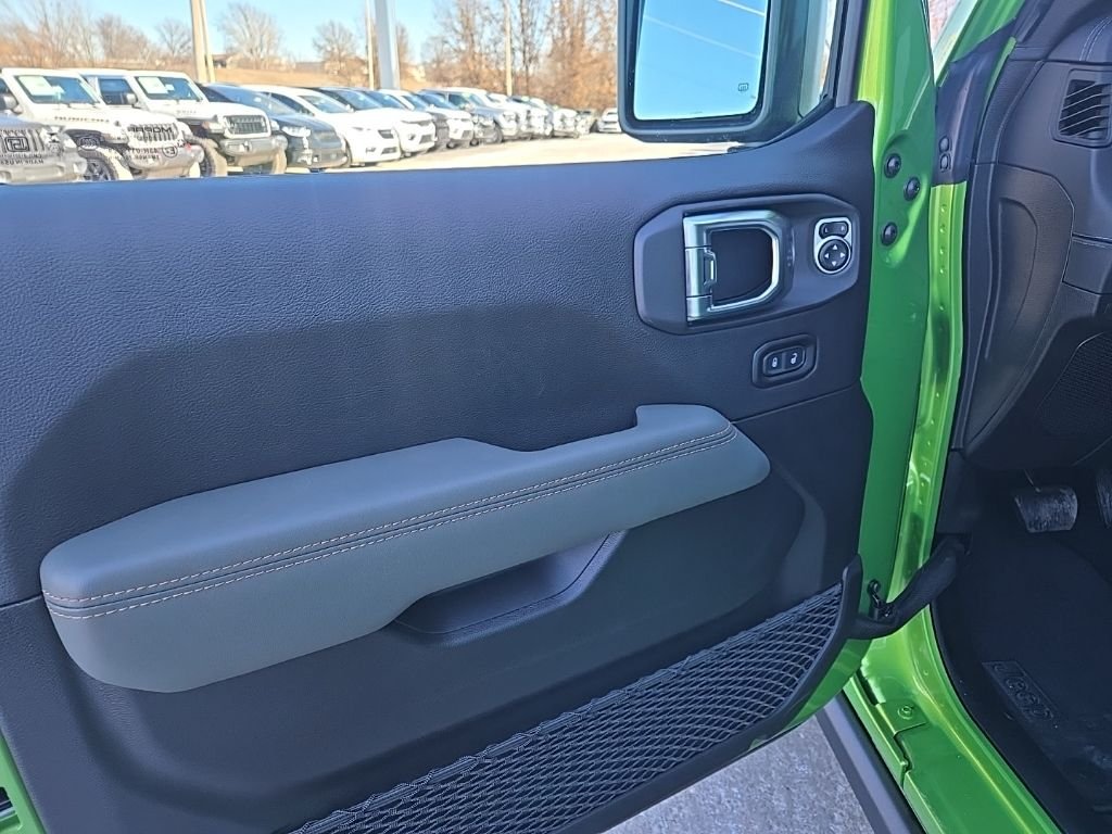 New 2026 Mojito Exterior Paint Jeep Mojave image 34