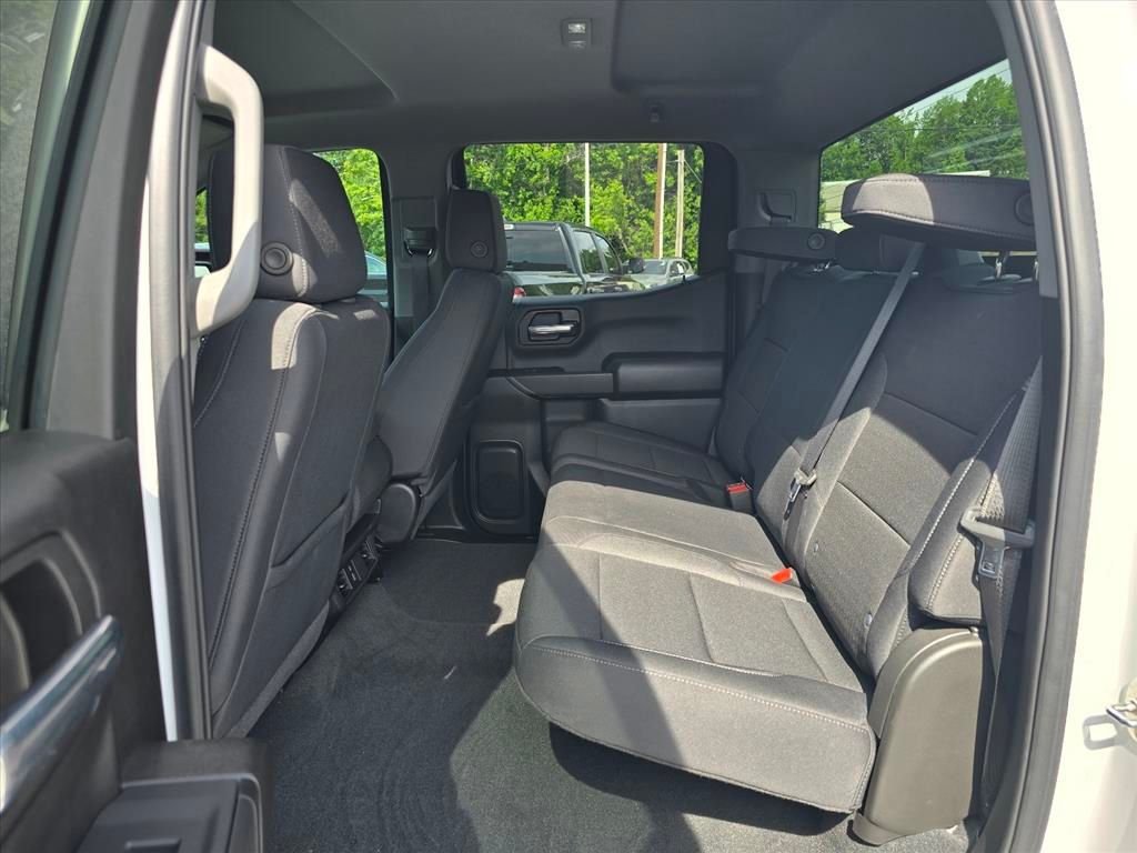 Used 2025 White Chevrolet Custom image 12