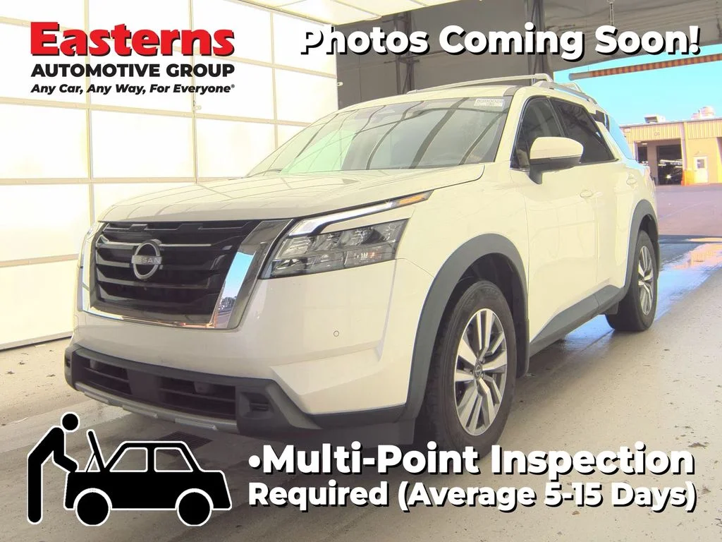 Used 2023 White Nissan SL image 1