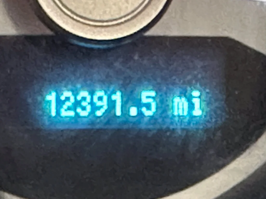 Used 2010 Red Ford V6 image 76