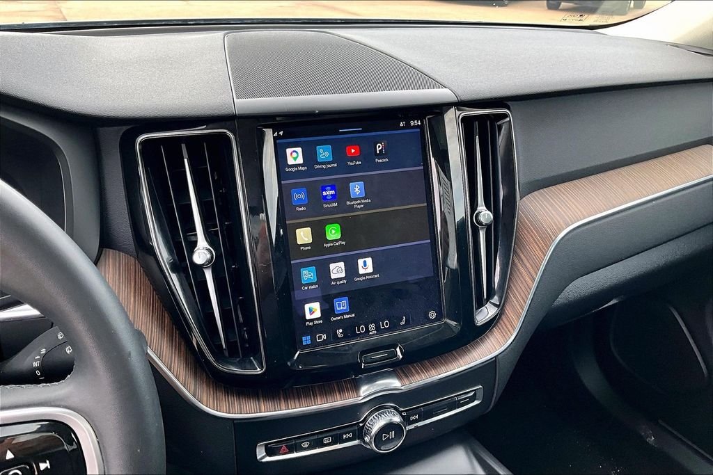 2023 Volvo XC60 Plus - Photo 22