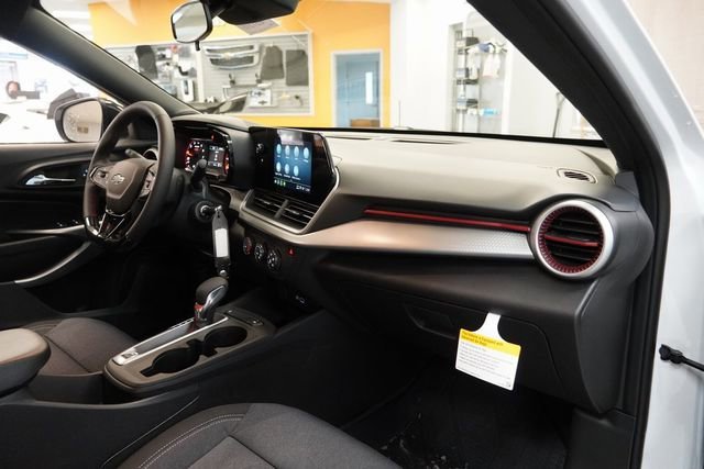 2026 Chevrolet Trax RS - Photo 32