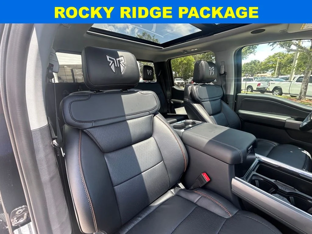 2025 Ford F-350 Super Duty Lariat - Photo 34