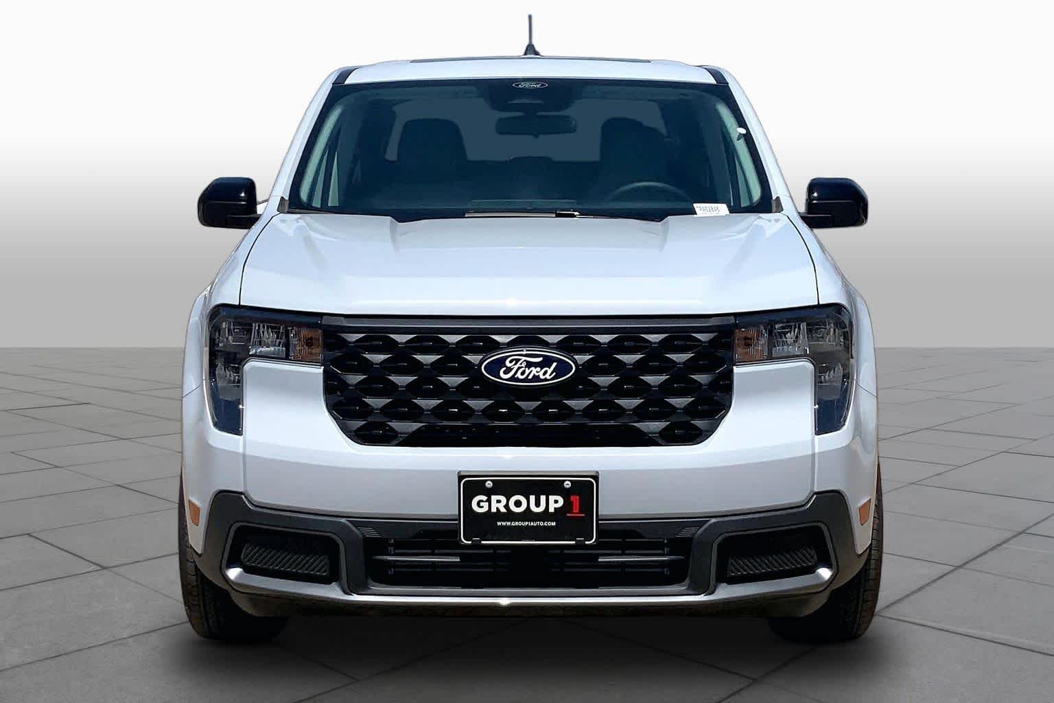 New 2026 Space White Metallic Ford XLT image 3