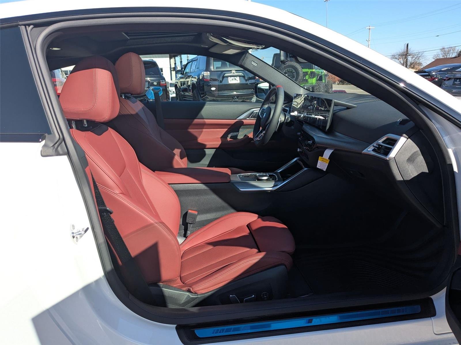 2026 BMW 4 Series M440i - Photo 28