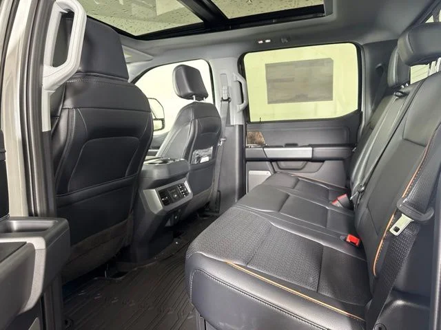 New 2026 Avalanche Ford Lariat image 12
