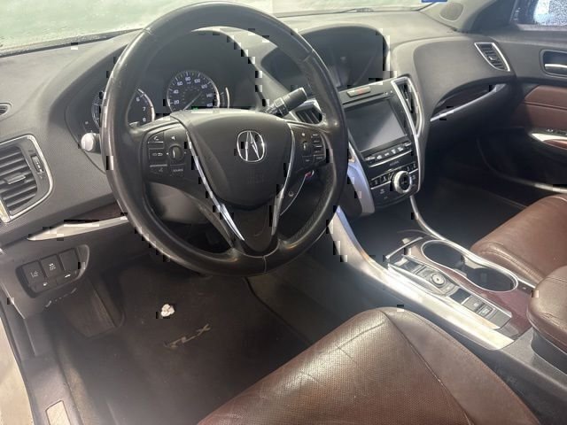 Used 2015 White Acura V6 Tech image 13