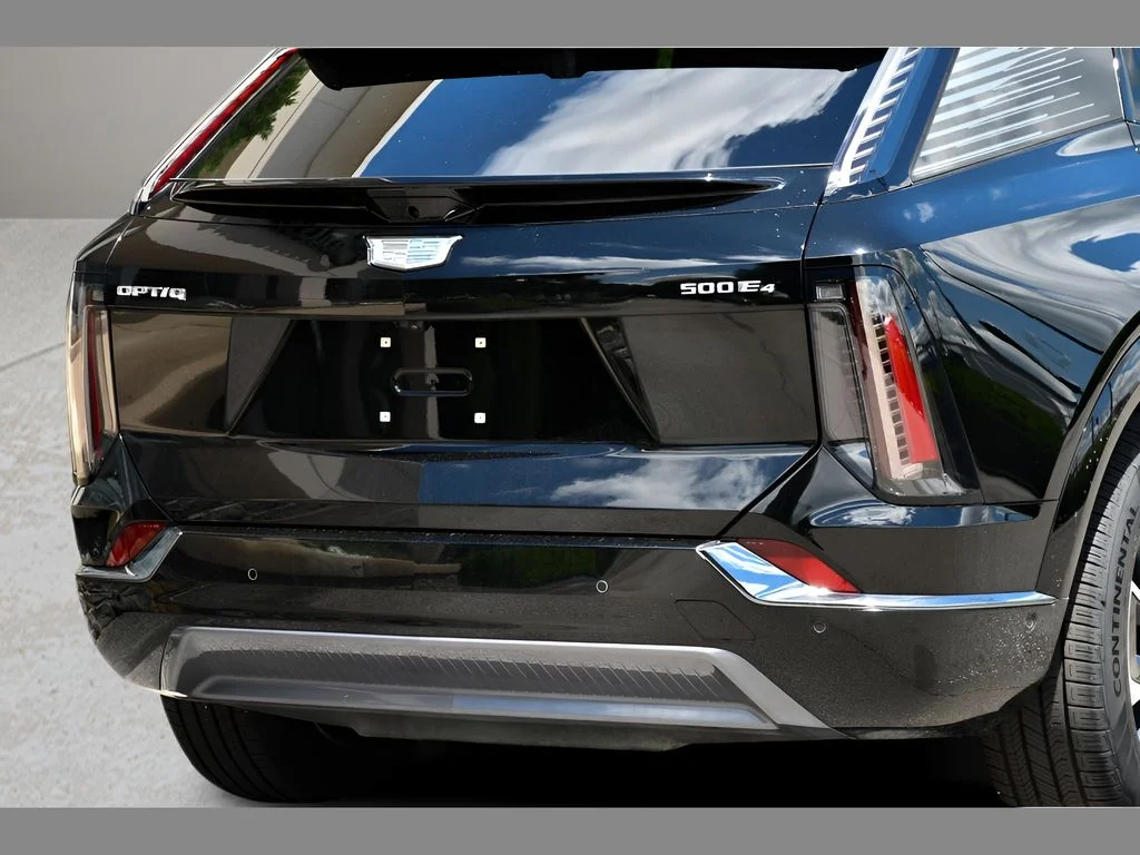 Used 2025 BLACK RAVEN Cadillac Sport image 28