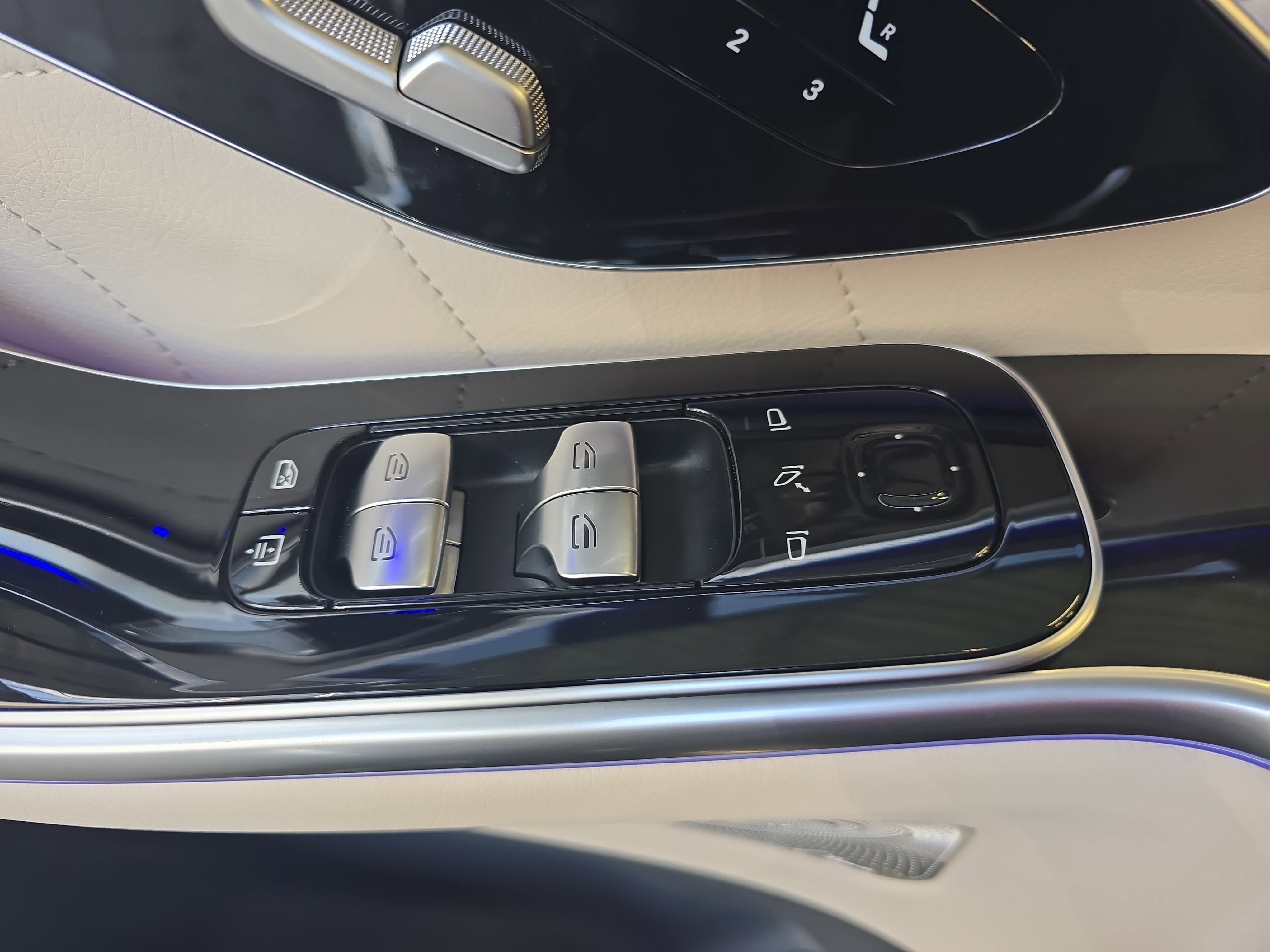 New 2026 Obsidian Black Metallic Mercedes-Benz S580 image 29