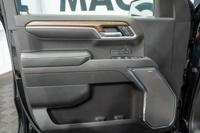2026 Chevrolet Silverado 1500 High Country - Photo 19