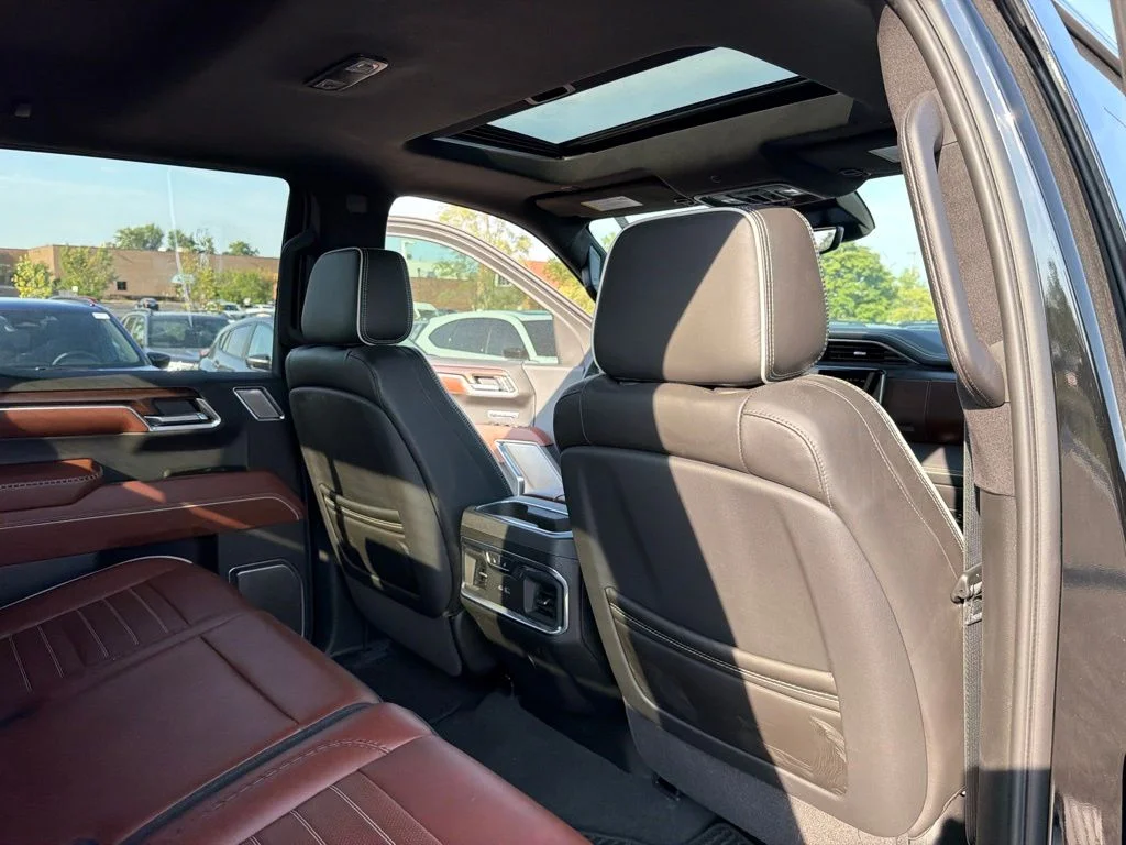 Used 2026 Black GMC Denali Ultimate image 23