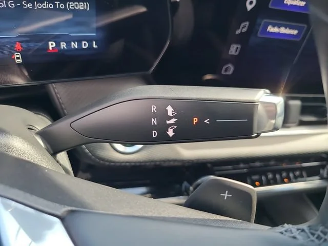 New 2026 Summit White Chevrolet LT image 34