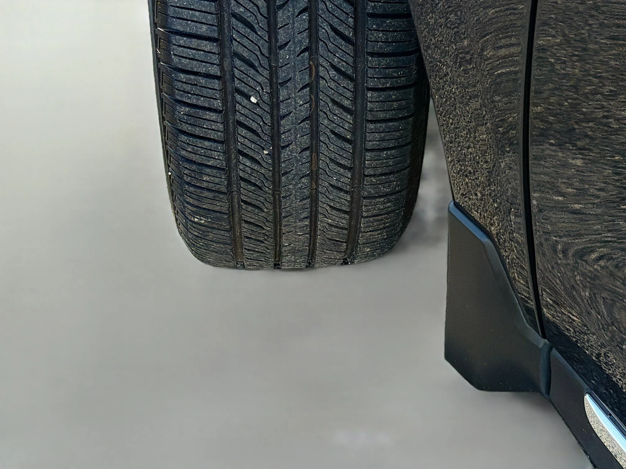 Used 2018 Dark Gray Metallic Subaru Touring image 41