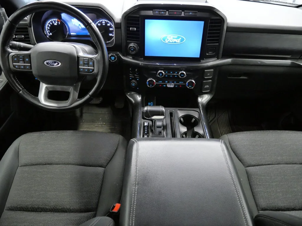 Used 2021 Black Ford XLT image 13