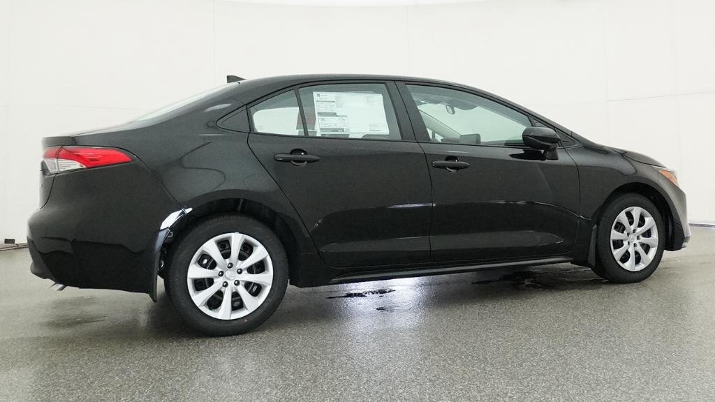 New 2026 Midnight Black Metallic Toyota LE image 10