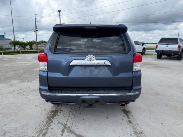 Used 2013 Blue Toyota SR5  Limited image 4