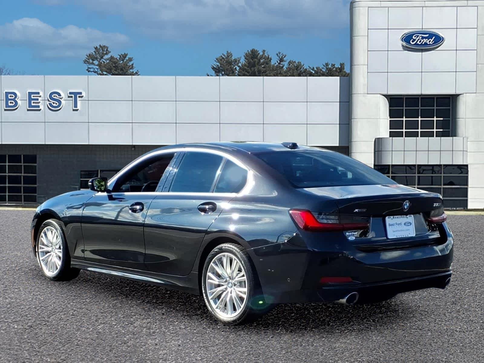 Used 2024 Black Sapphire Metallic BMW 330i xDrive image 4