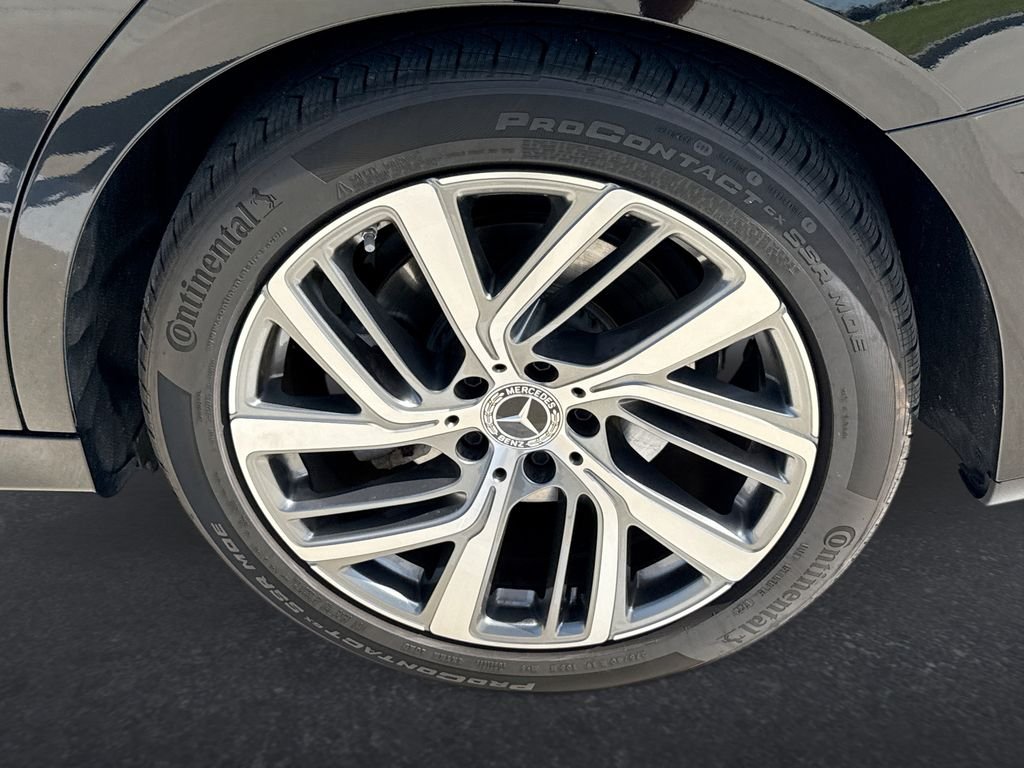 Used 2024 Black Mercedes-Benz E 350 image 31