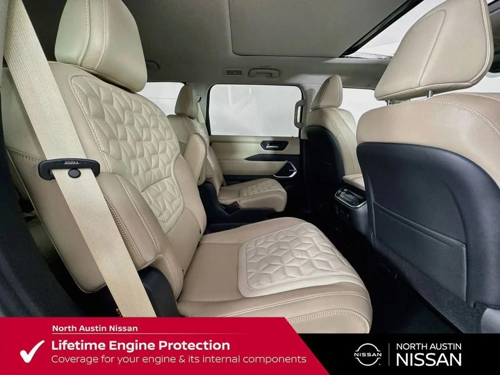 New 2026 Gray Nissan Platinum image 37