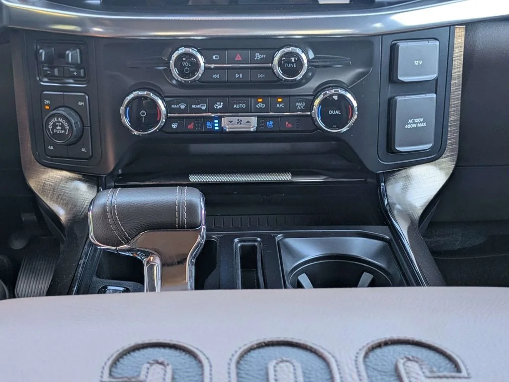 New 2026 Star White Metallic Tri-Coat Ford King Ranch image 19