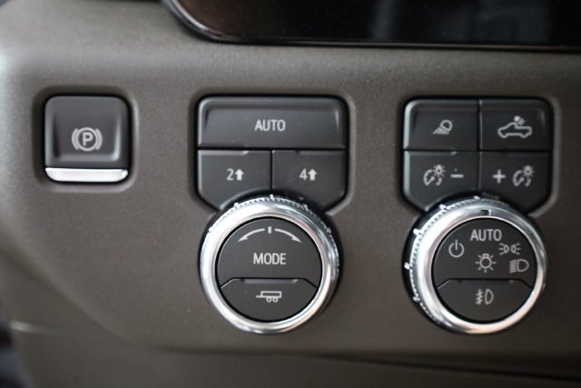 2026 GMC Sierra 1500 SLT - Photo 14