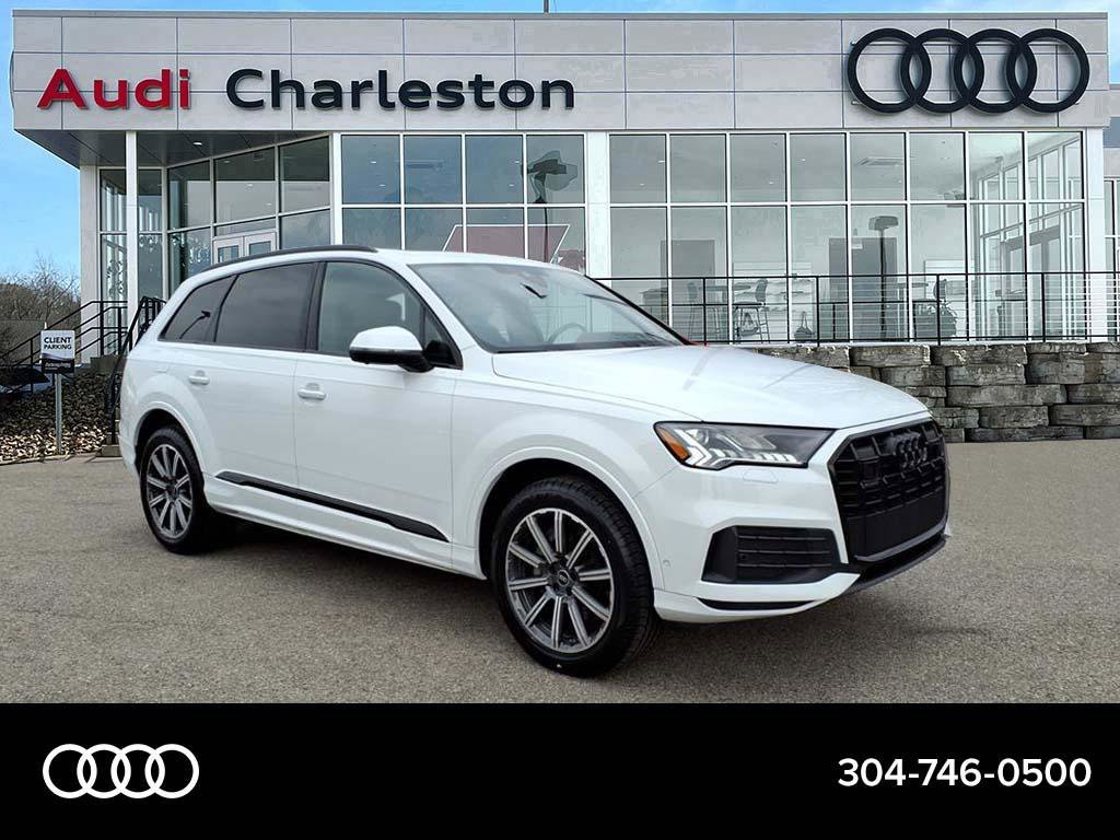 2023 Audi Q7 Premium Plus