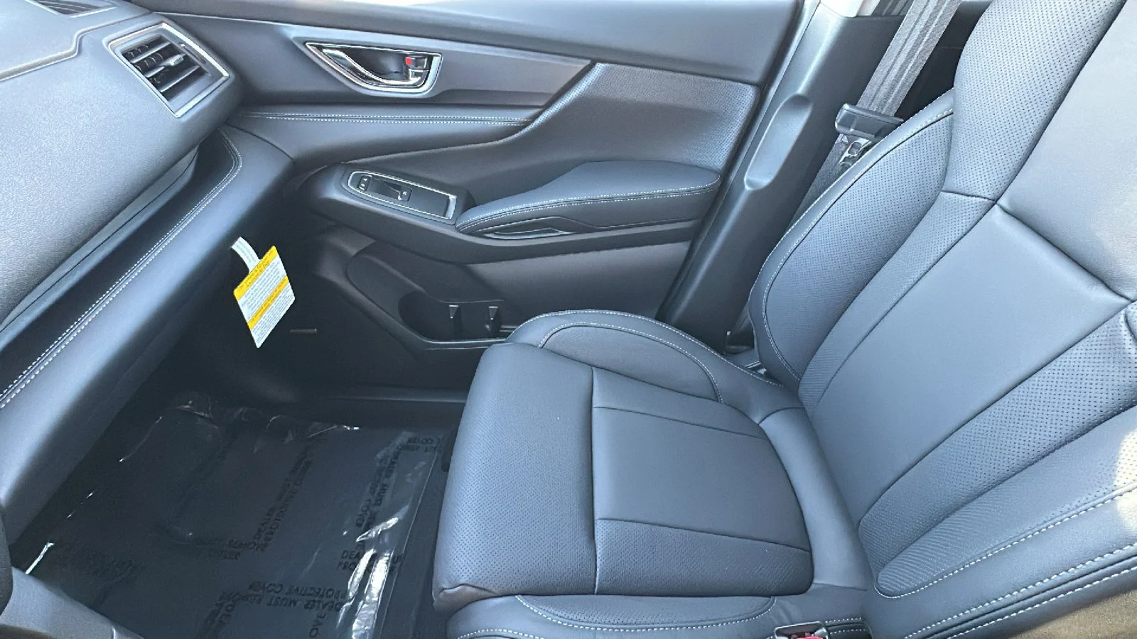 2026 Subaru Ascent Limited - Photo 12