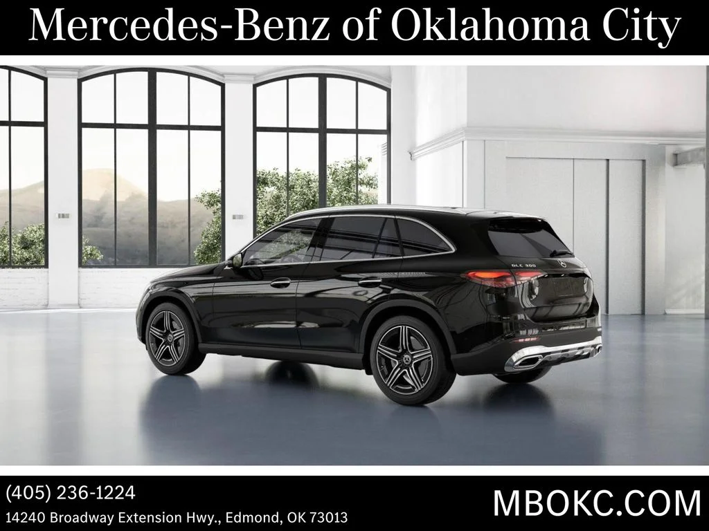 New 2027 Black Mercedes-Benz GLC 300 image 31