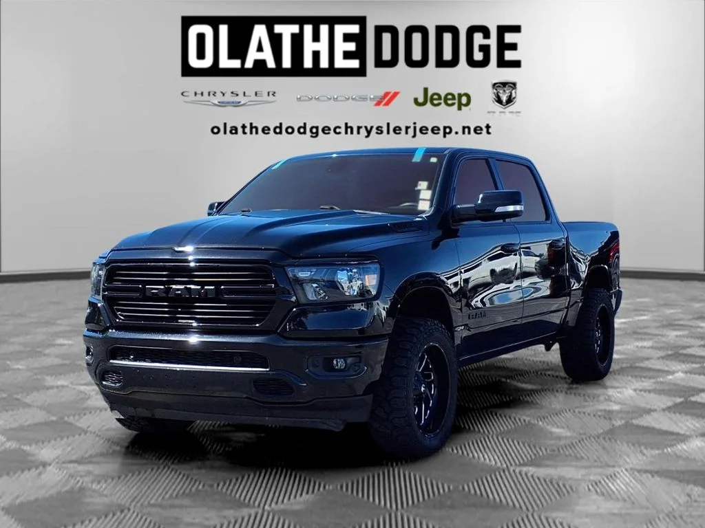 2021 RAM 1500 Big Horn/Lone Star 4x4 Crew Cab 5'7's photo