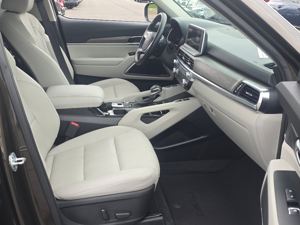 2022 Kia Telluride EX - Photo 22