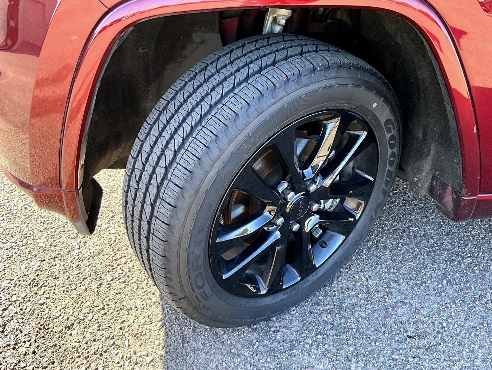 Certified Used 2020 Red Jeep Altitude image 23