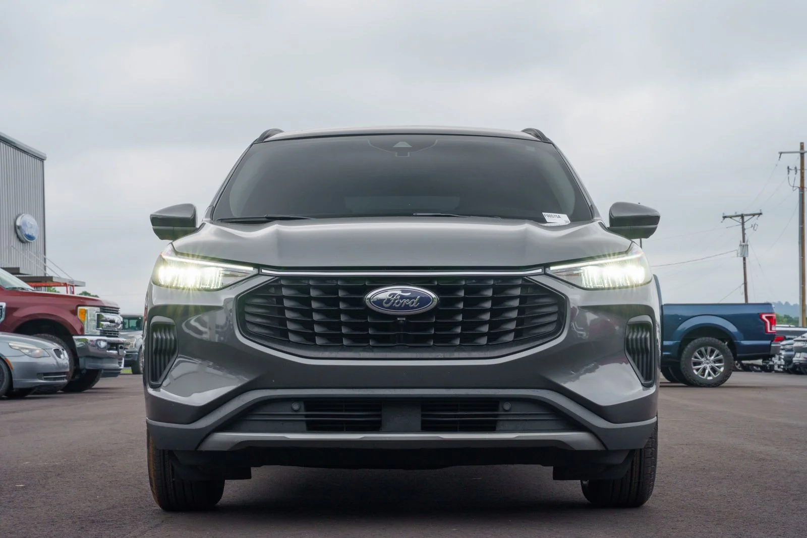 Used 2023 Gray Ford Active image 1