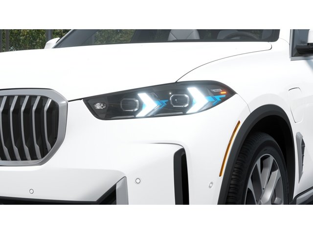 New 2026 Alpine White BMW xDrive50e image 6