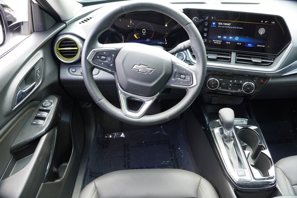 2025 Chevrolet Trax Activ - Photo 19