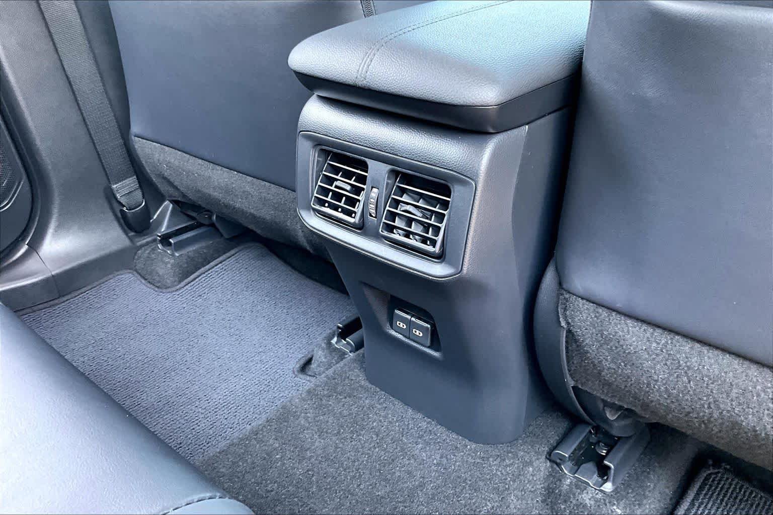Used 2023 Wind Chill Pearl Toyota XLE Premium image 9