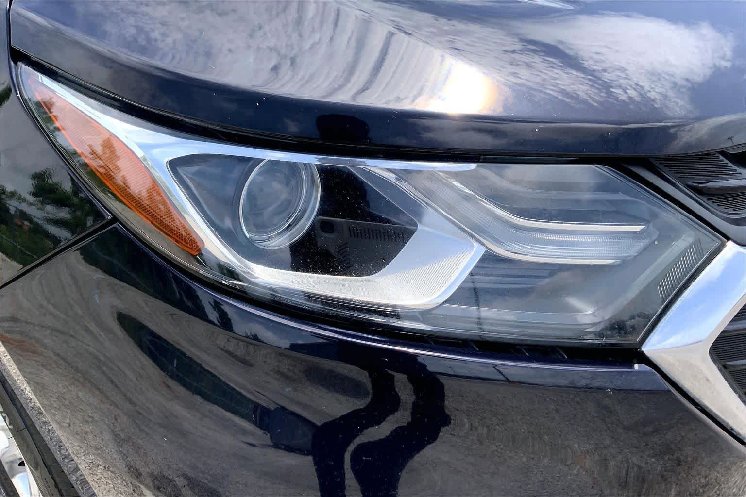 Used 2020 Midnight Blue Metallic Chevrolet LS image 27
