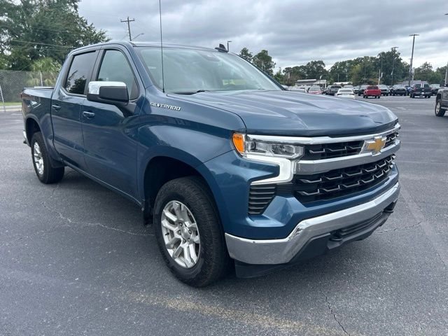 Used 2024 Blue Chevrolet LT image 6