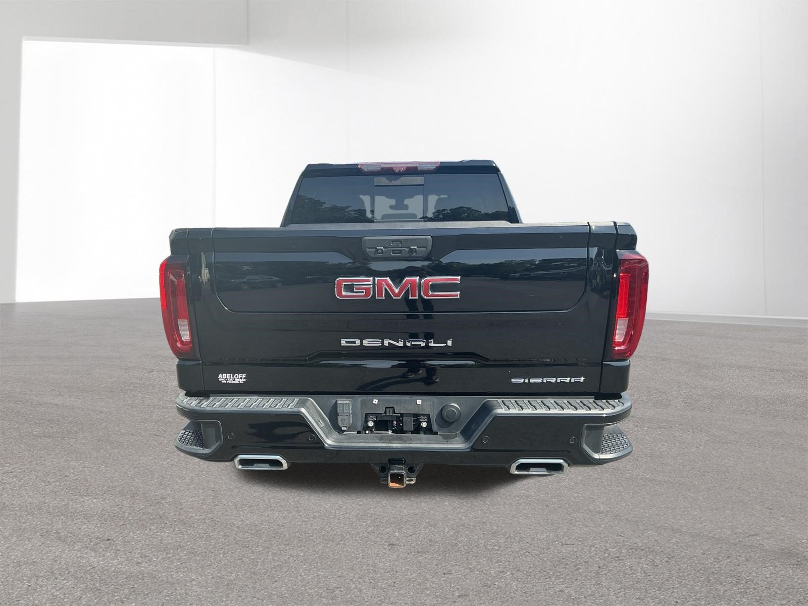 Used 2021 Onyx Black GMC Denali image 4
