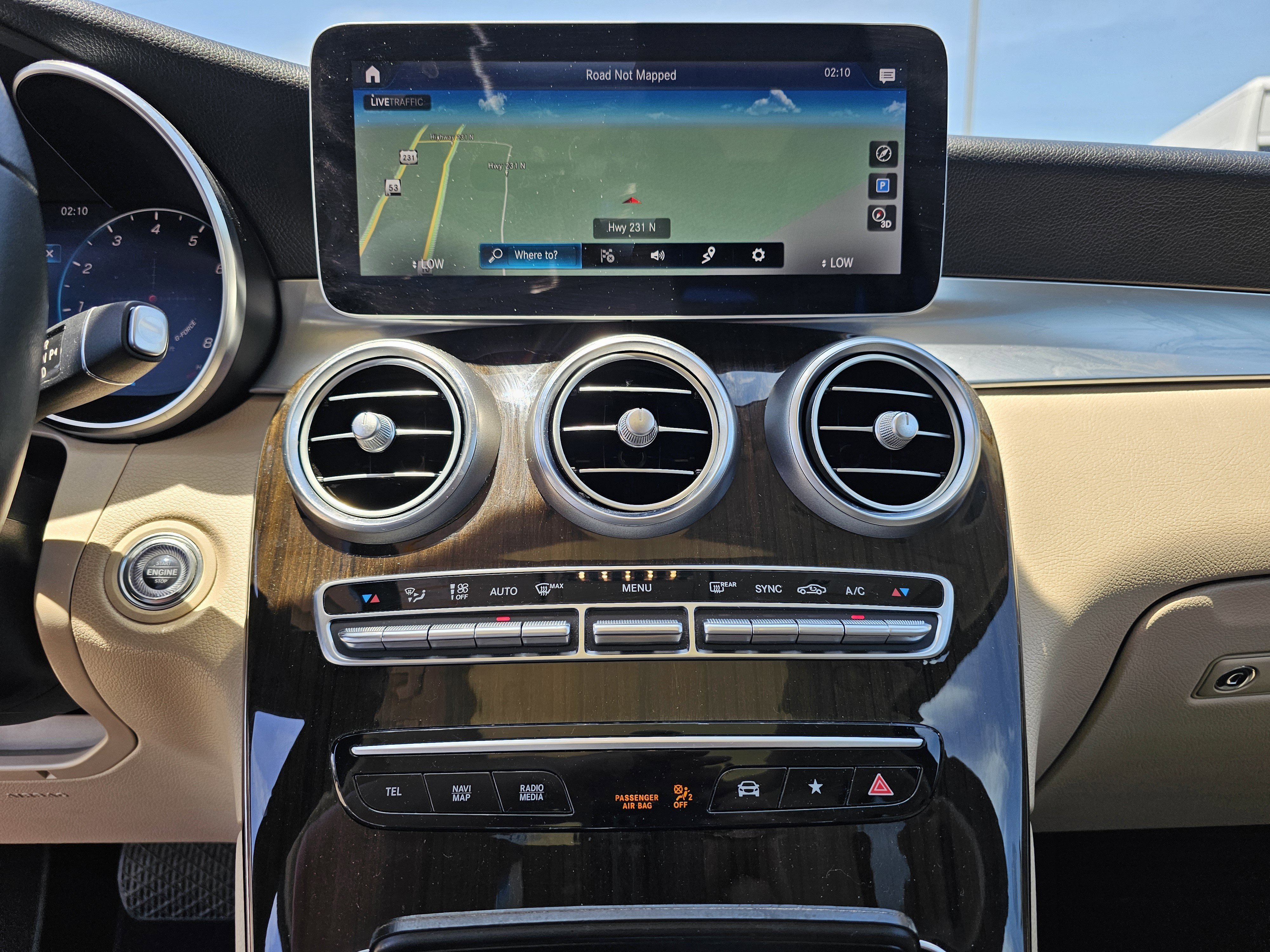 Used 2020 Mojave Silver Metallic Mercedes-Benz GLC 300 image 22