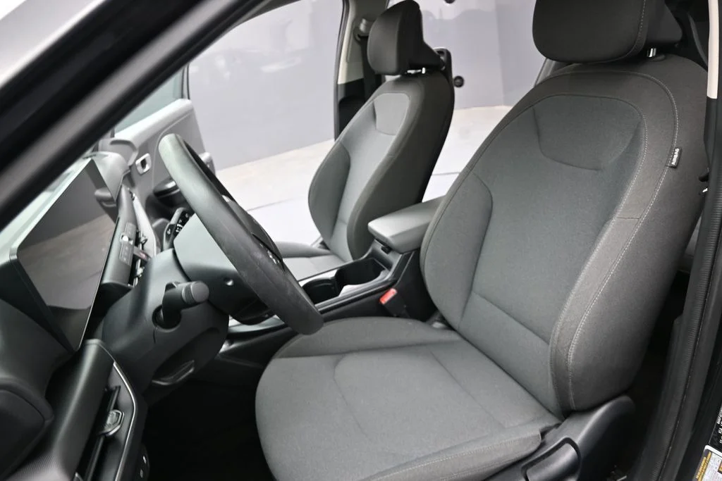 Used 2025 Gray Kia LXS image 18