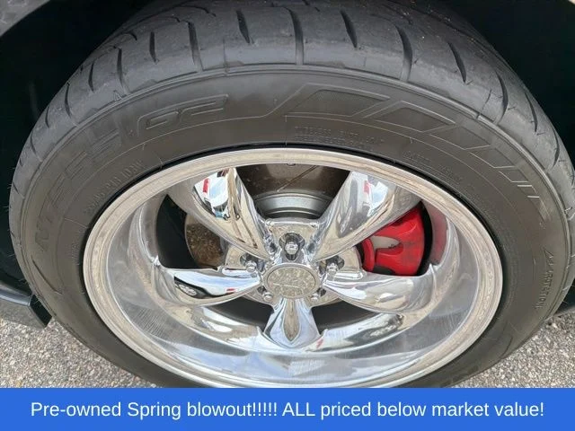 Used 2008 Gray Ford GT Premium image 19
