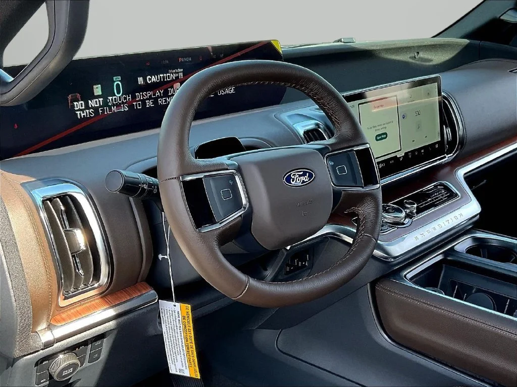 New 2027 Agate Black Metallic Ford MAX King Ranch® image 7