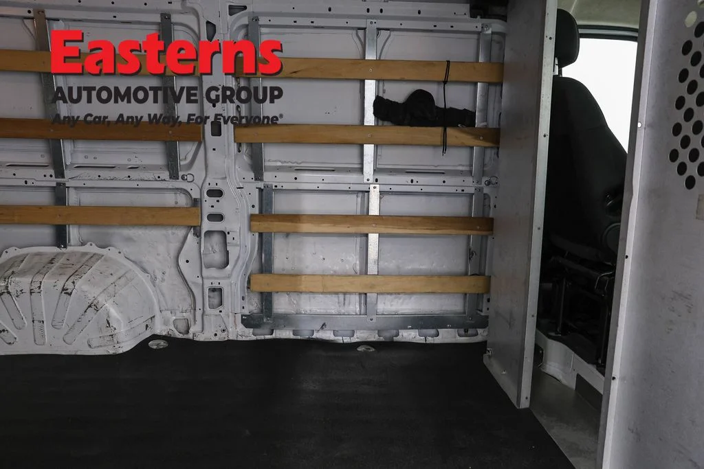 Used 2023 White Ram Base image 21